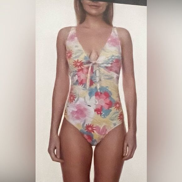Nicole Miller Women’s Size Medium One Piece Swimsuit Tropical Vibes Floral - Picture 1 of 10